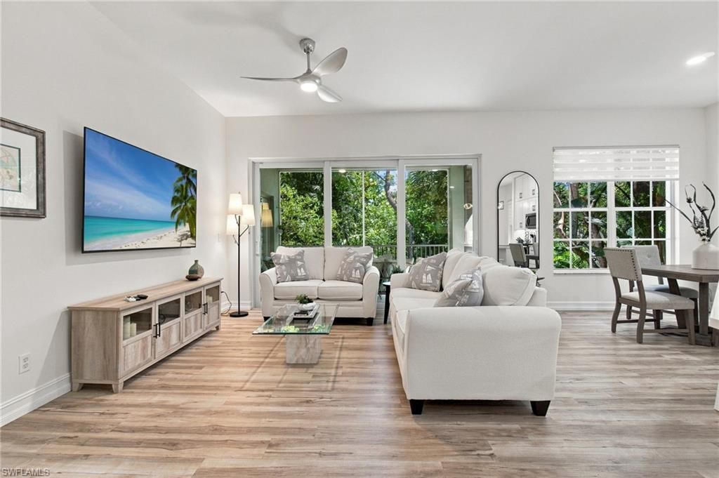 901 Egrets Run, Unit 202, Naples, FL 34108 Photo