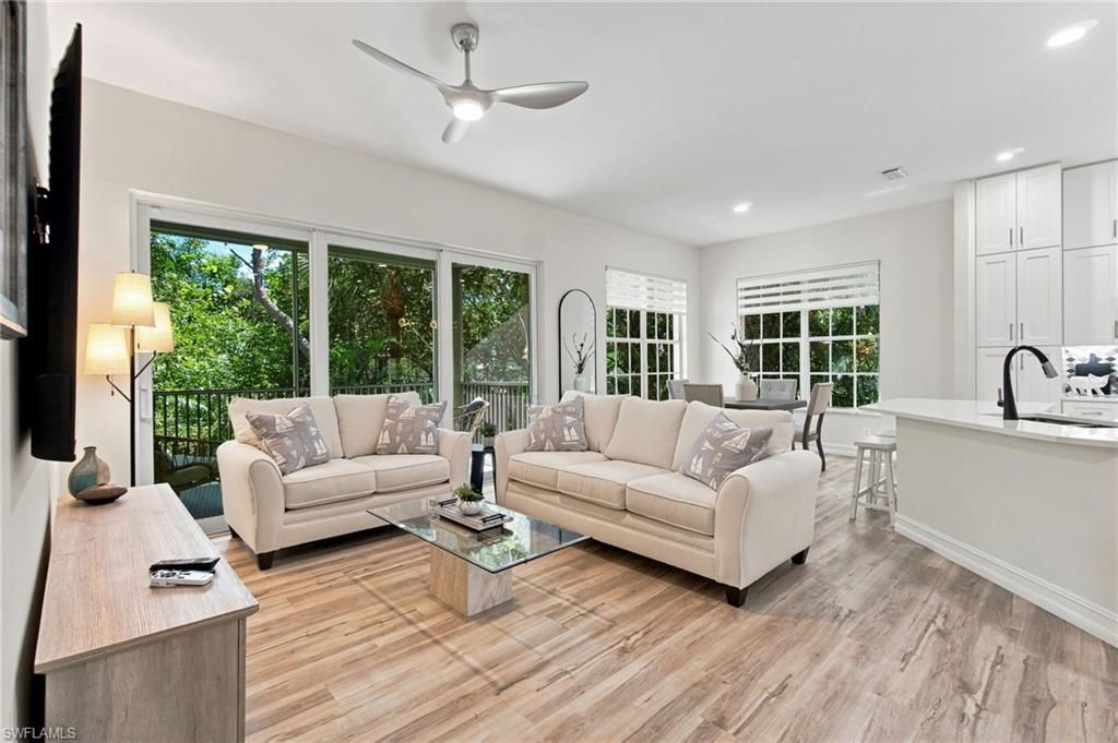 901 Egrets Run, Unit 202, Naples, FL 34108 Photo