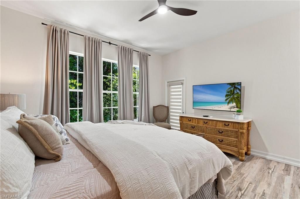 901 Egrets Run, Unit 202, Naples, FL 34108 Photo