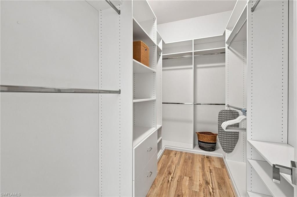 901 Egrets Run, Unit 202, Naples, FL 34108 Photo