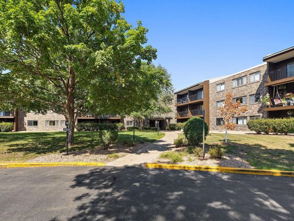 4100 Parklawn Avenue , Unit 109, Edina, MN 55435