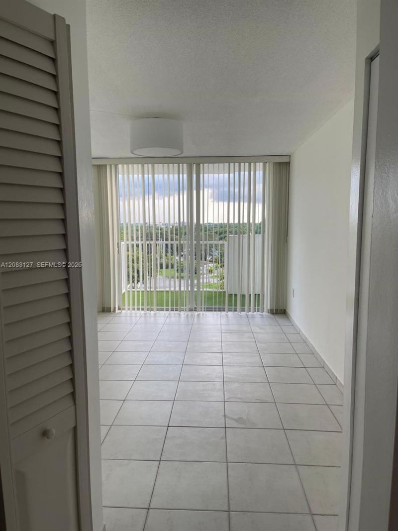1200 NE Miami Gardens Dr, Unit 803W, Miami, FL 33179 Photo