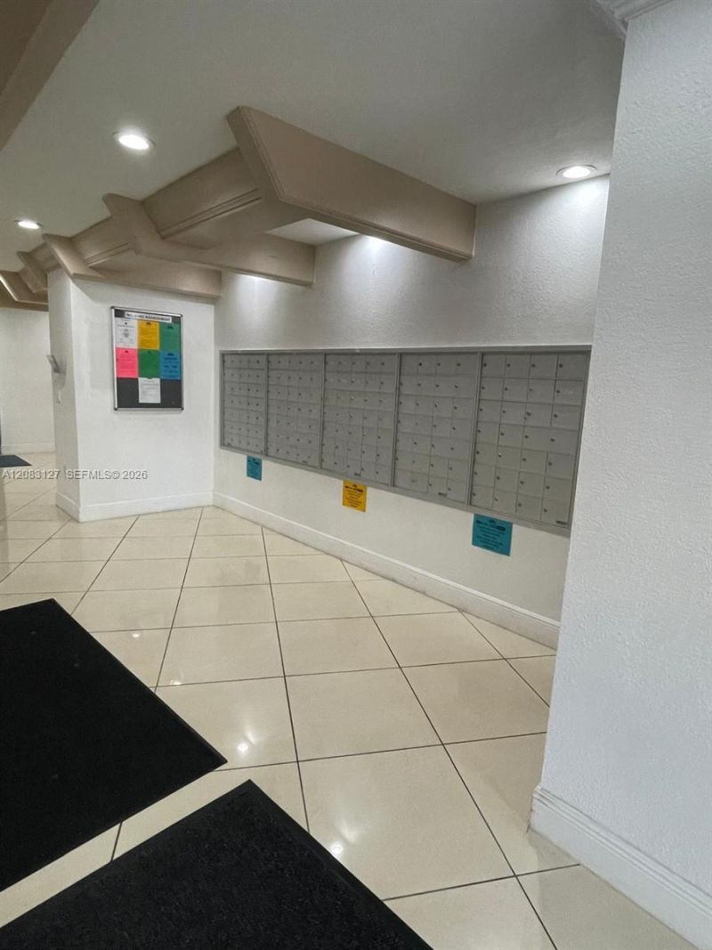 1200 NE Miami Gardens Dr, Unit 803W, Miami, FL 33179 Photo