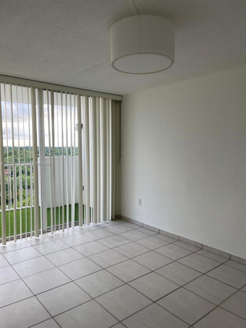 1200 NE Miami Gardens Dr, Unit 803W, Miami, FL 33179 Photo