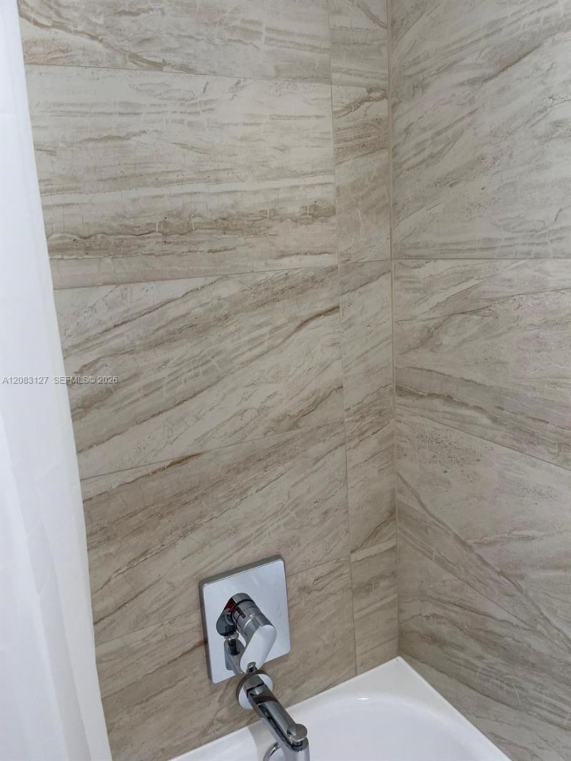 1200 NE Miami Gardens Dr, Unit 803W, Miami, FL 33179 Photo