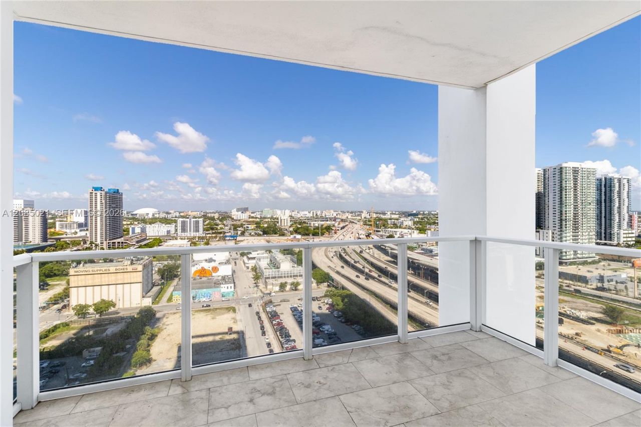 1040 Biscayne Blvd, Unit 1806, Miami, FL 33132 Photo