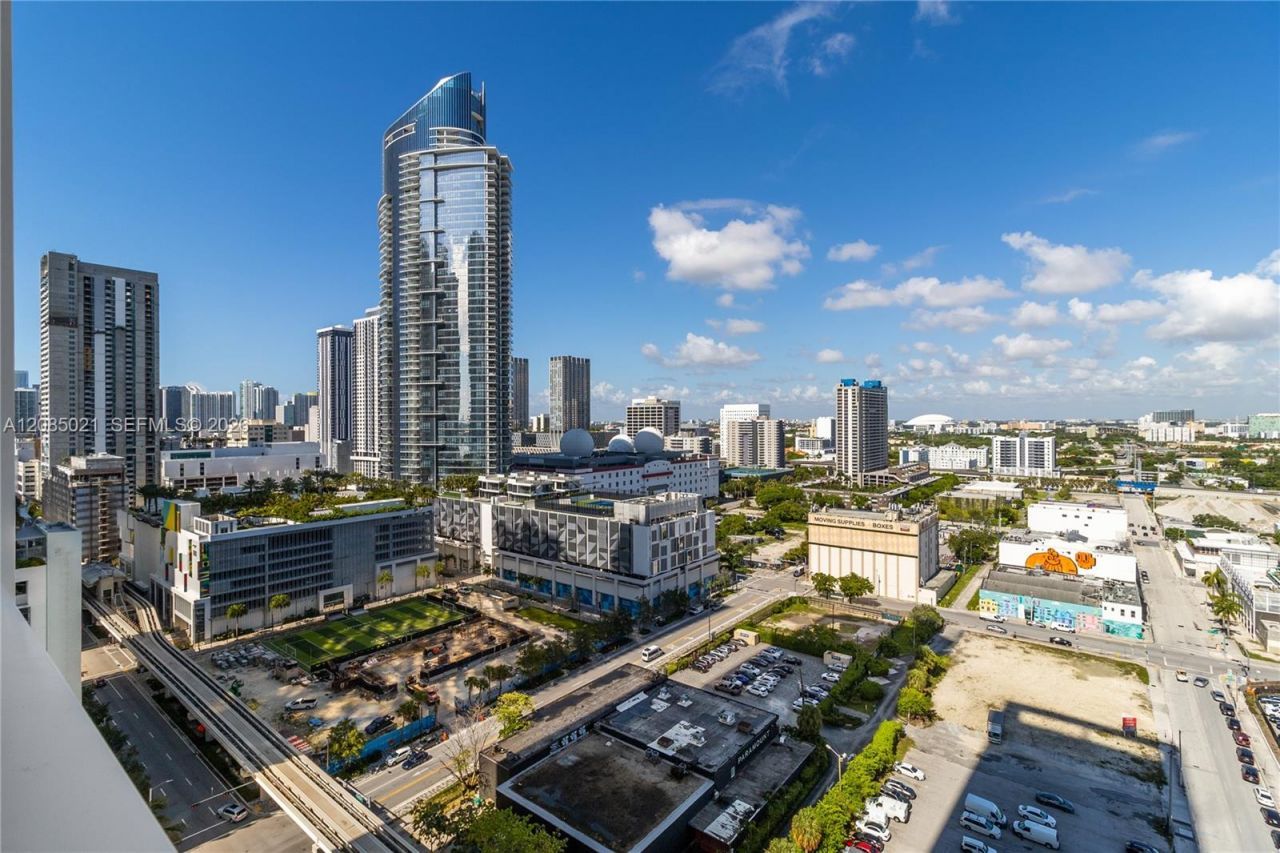 1040 Biscayne Blvd, Unit 1806, Miami, FL 33132 Photo