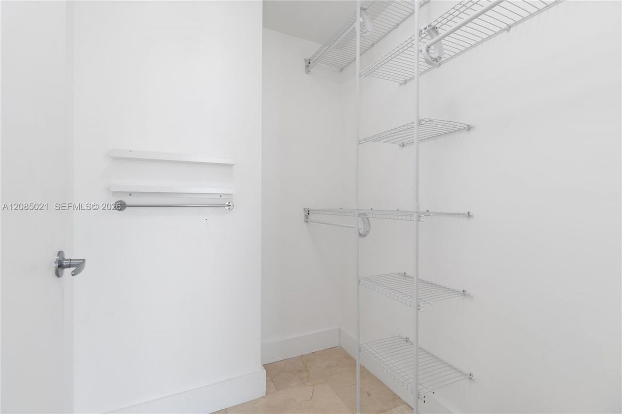 1040 Biscayne Blvd, Unit 1806, Miami, FL 33132 Photo