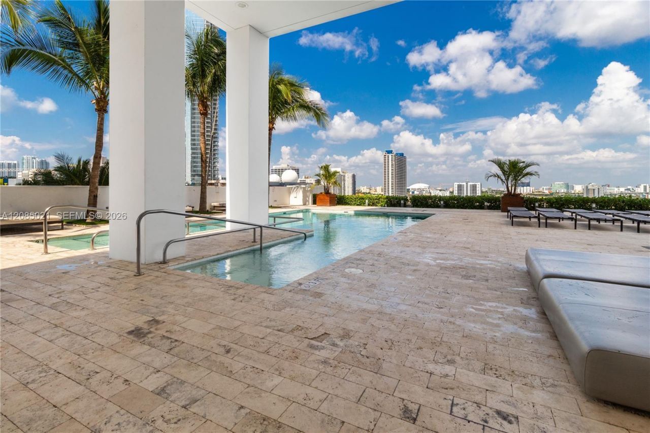 1040 Biscayne Blvd, Unit 1806, Miami, FL 33132 Photo