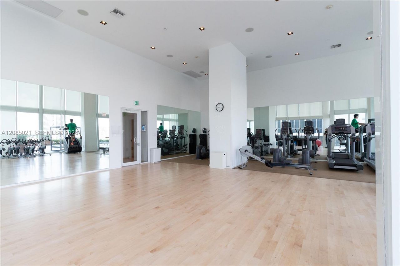 1040 Biscayne Blvd, Unit 1806, Miami, FL 33132 Photo