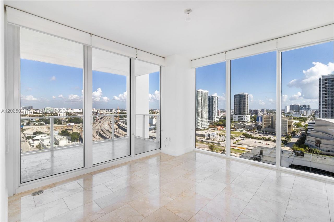 1040 Biscayne Blvd, Unit 1806, Miami, FL 33132 Photo
