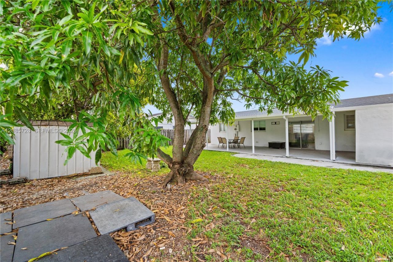 19900 SW 114th Ave, Miami, FL 33157 Photo