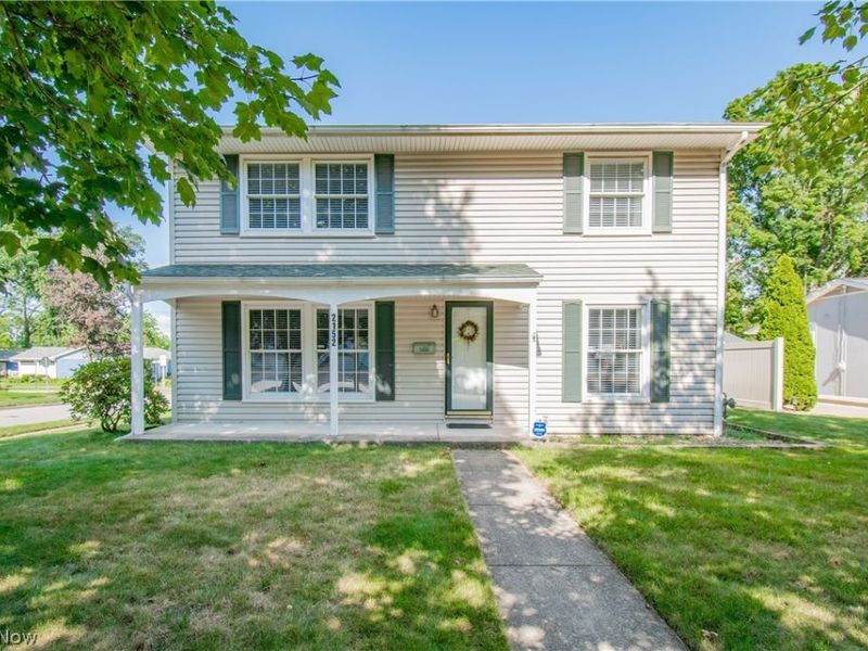 2152 Hoch Drive, Cuyahoga Falls, OH 44221 Photo 2