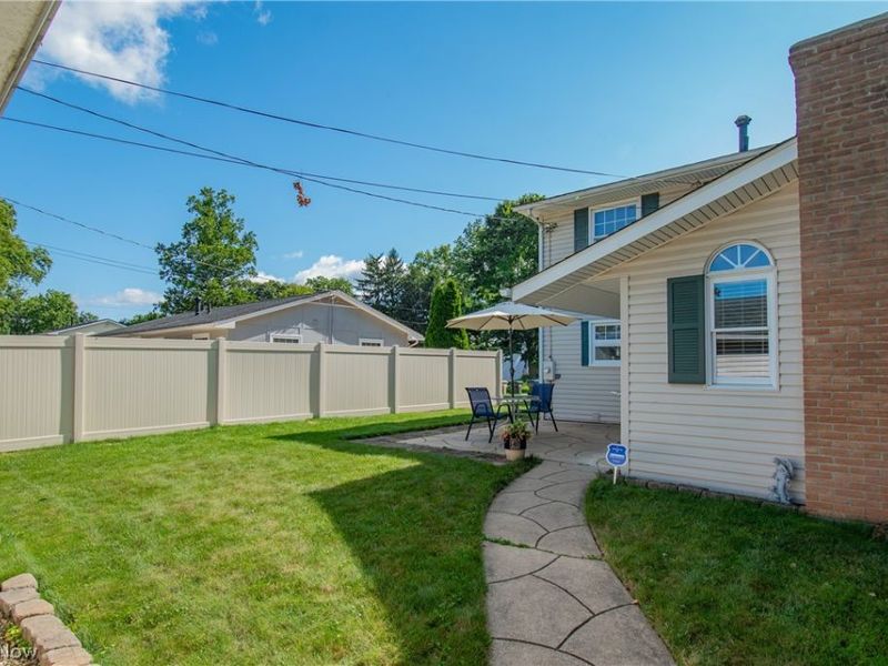 2152 Hoch Drive, Cuyahoga Falls, OH 44221 Photo 26