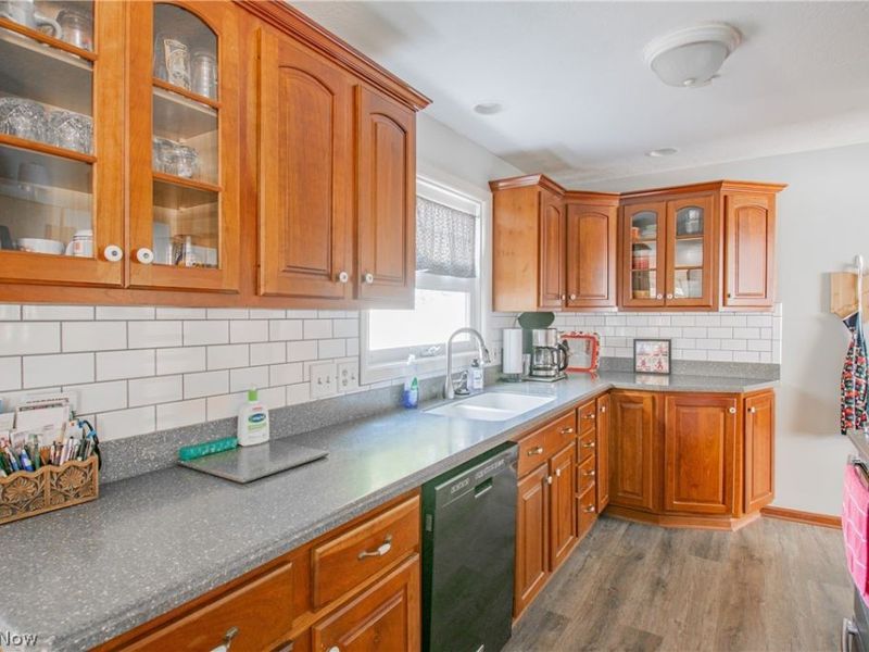 2152 Hoch Drive, Cuyahoga Falls, OH 44221 Photo 6