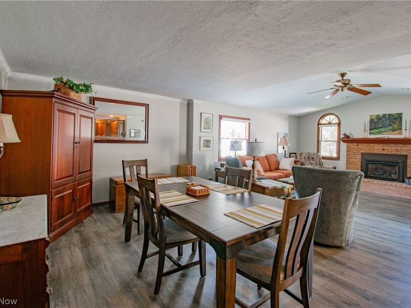 2152 Hoch Drive, Cuyahoga Falls, OH 44221 Photo 9