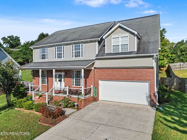 1917 Winter Winds Lane, Knoxville, TN 37909