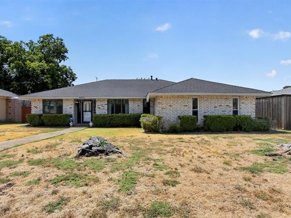 3030 Newcastle Drive, Dallas, TX 75220