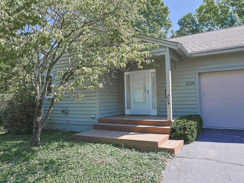 2218 Sweetbriar Lane, Cincinnati, OH 45239 Photo 4
