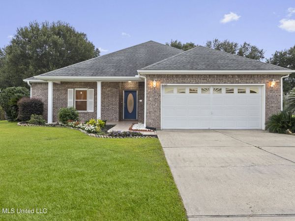 8195 Curry Road, Biloxi, MS 39532