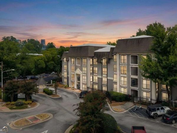 2657 Lenox Road NE, Unit A-1, Atlanta, GA 30324