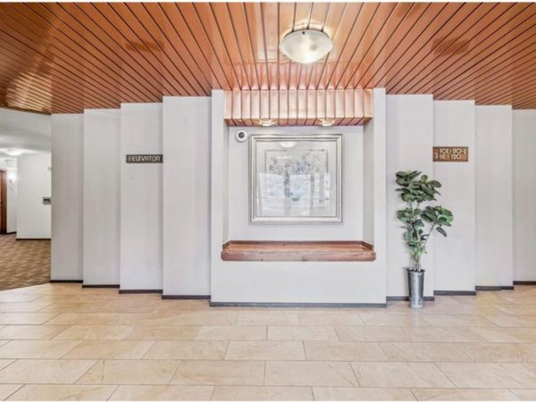 6730 Vernon Avenue S, Unit 119, Edina, MN 55436