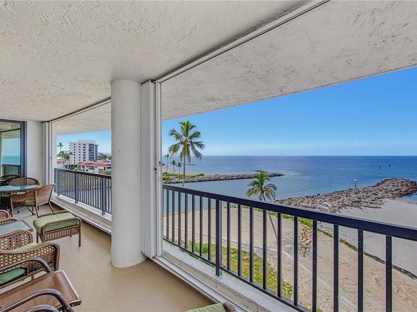 2348 Gulf Shore BLVD N, Unit 506, NAPLES, FL 34103