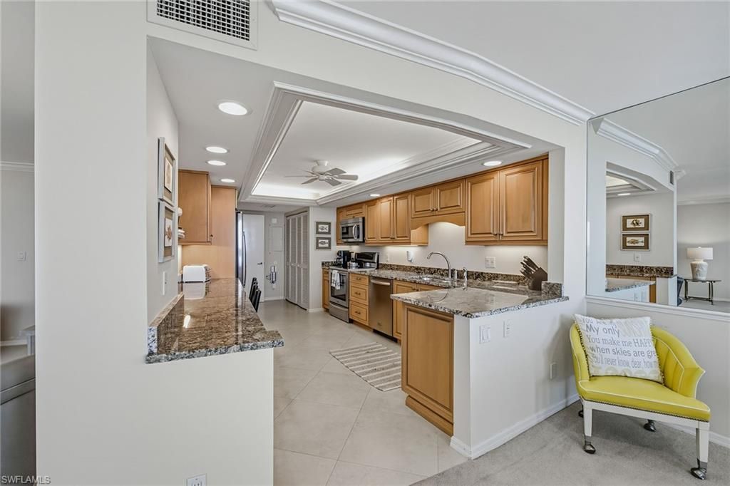 2348 Gulf Shore Blvd N, Unit 506, Naples, FL 34103 Photo