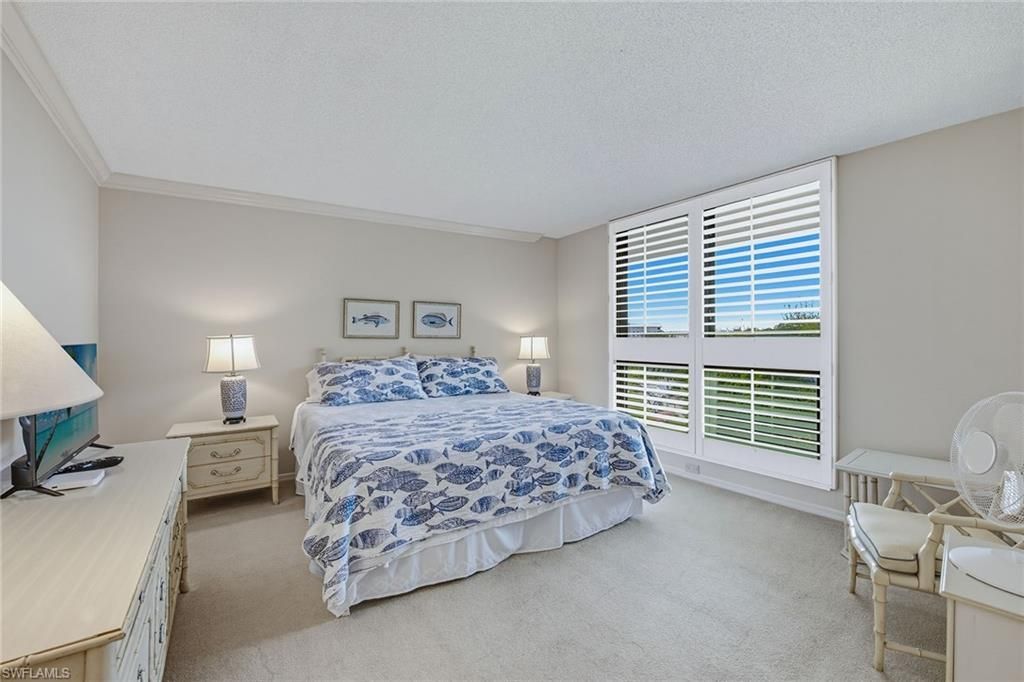2348 Gulf Shore Blvd N, Unit 506, Naples, FL 34103 Photo
