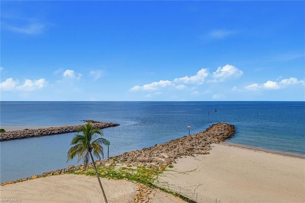 2348 Gulf Shore Blvd N, Unit 506, Naples, FL 34103 Photo
