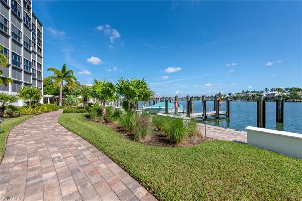 2348 Gulf Shore Blvd N, Unit 506, Naples, FL 34103 Photo