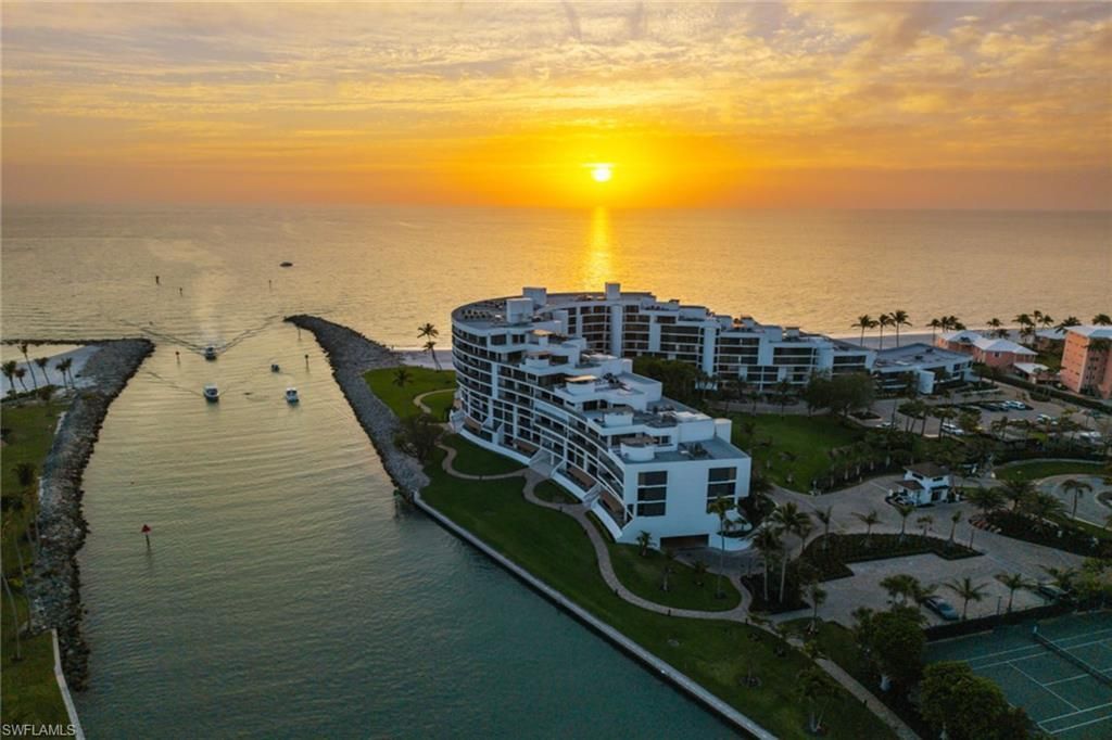 2348 Gulf Shore Blvd N, Unit 506, Naples, FL 34103 Photo