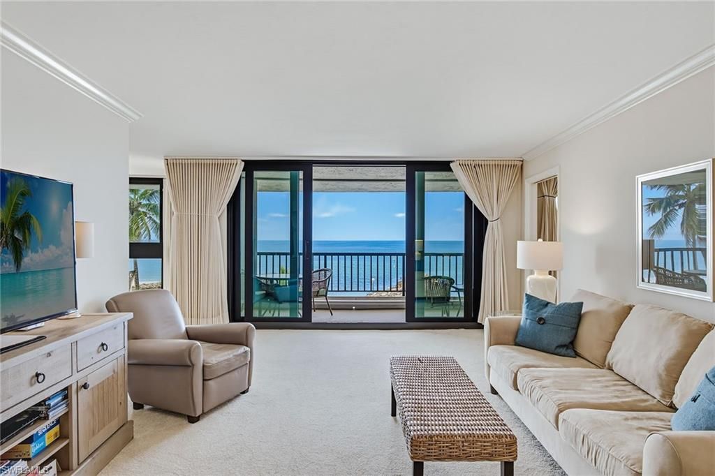 2348 Gulf Shore Blvd N, Unit 506, Naples, FL 34103 Photo