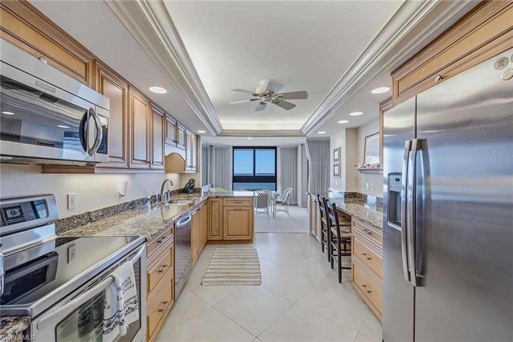 2348 Gulf Shore Blvd N, Unit 506, Naples, FL 34103 Photo