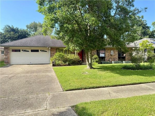 1522 MAPLEWOOD Drive, Slidell, LA 70458