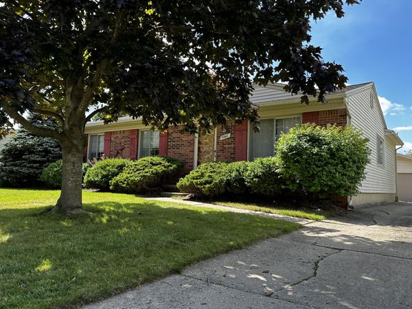 1164 Vassar, South Lyon, MI 48178