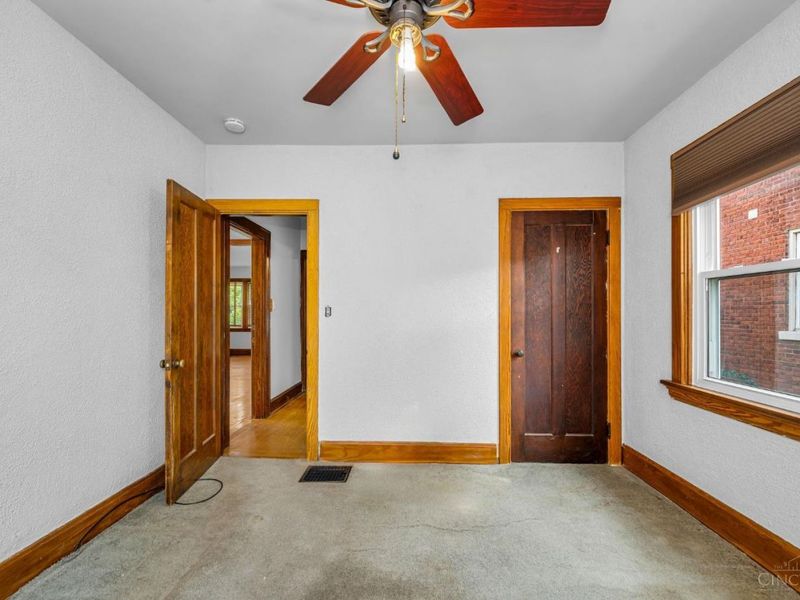 3011 Montclair Avenue, Cincinnati, OH 45211 Photo 12