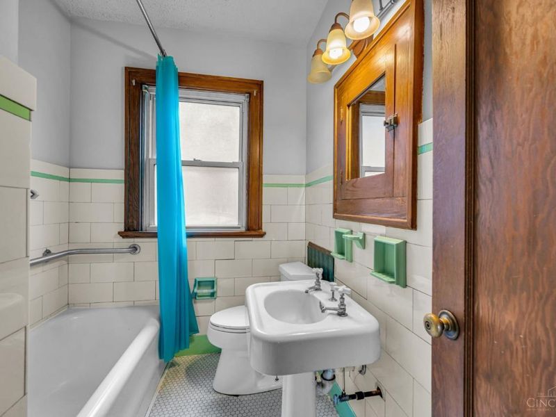3011 Montclair Avenue, Cincinnati, OH 45211 Photo 14
