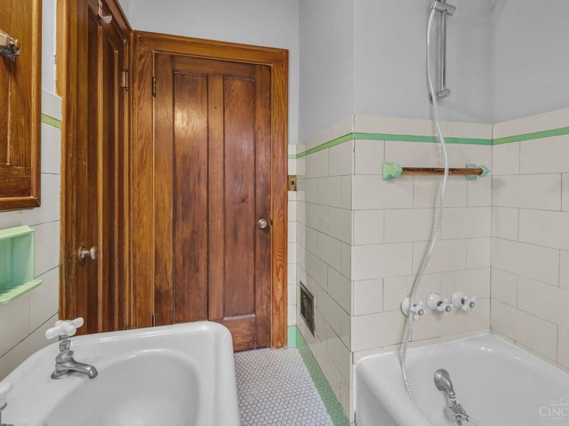 3011 Montclair Avenue, Cincinnati, OH 45211 Photo 15