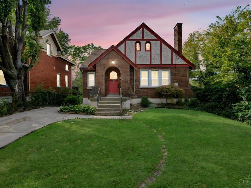 3011 Montclair Avenue, Cincinnati, OH 45211 Photo 2