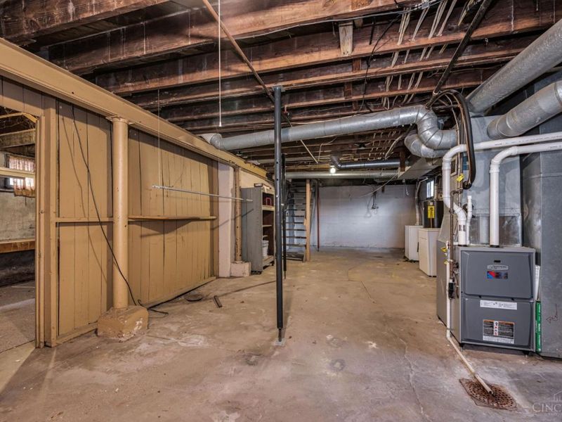 3011 Montclair Avenue, Cincinnati, OH 45211 Photo 25