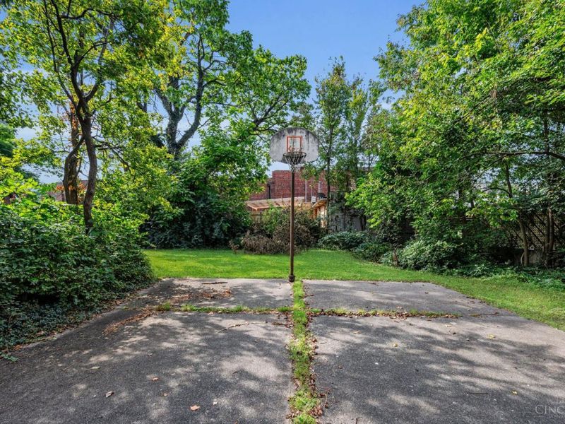 3011 Montclair Avenue, Cincinnati, OH 45211 Photo 26