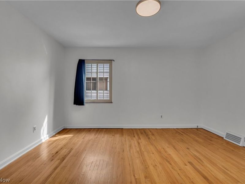 4824 W 58th Street, Cleveland, OH 44144 Photo 15
