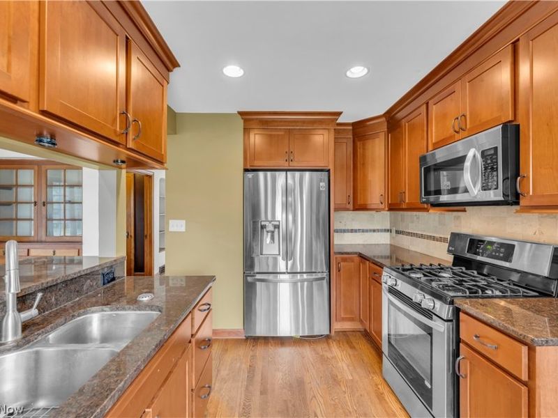 4824 W 58th Street, Cleveland, OH 44144 Photo 6