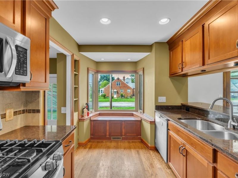 4824 W 58th Street, Cleveland, OH 44144 Photo 7
