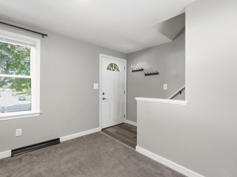 1956 Elaina Drive, Springfield, OH 45503 Photo 4