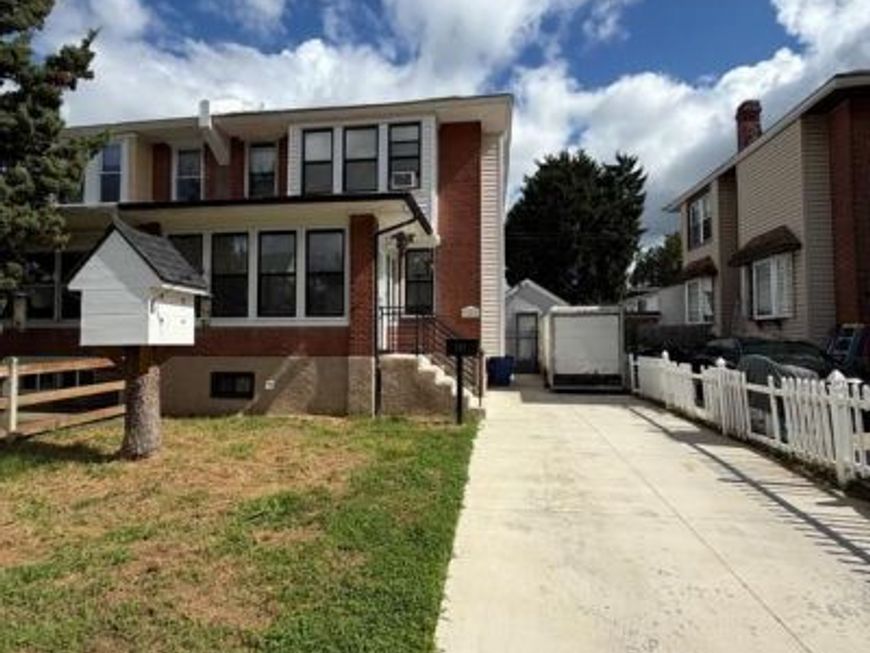 307 Friendship Street, Philadelphia, PA 19111 Main Photo