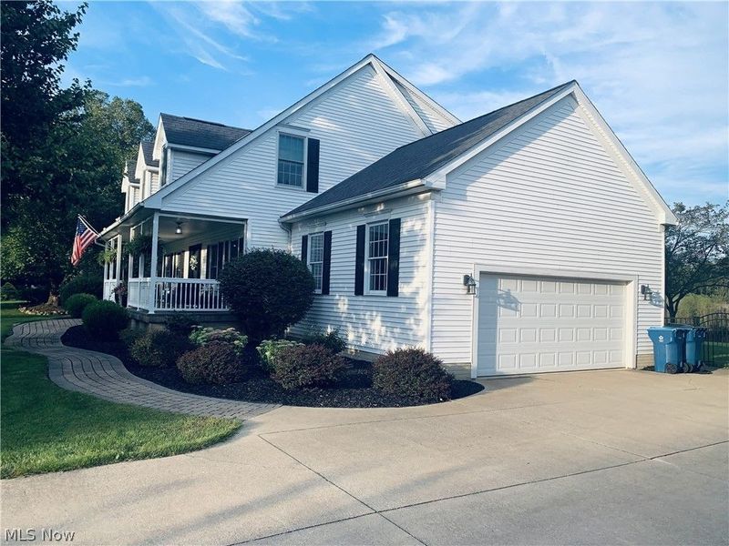 5427 Wilshire Park Drive, Hudson, OH 44236 Photo 2