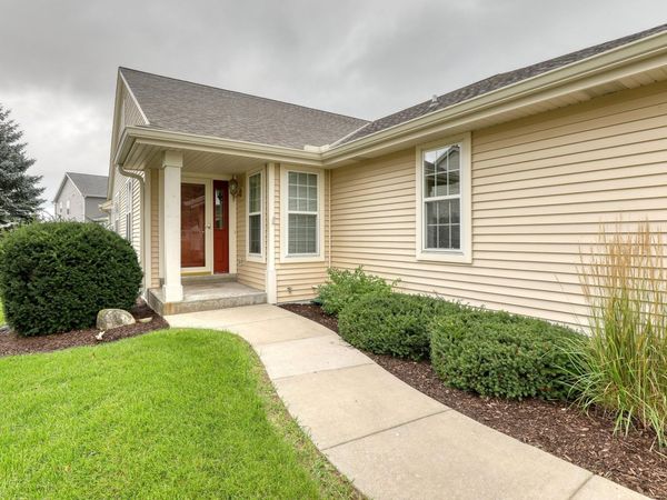 W241N5730 Birchwood Ln, Sussex, WI 53089