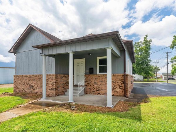 1020 N COURT Street, Marion, IL 62959